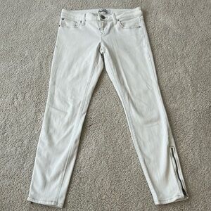 White express jeans with zipper on side